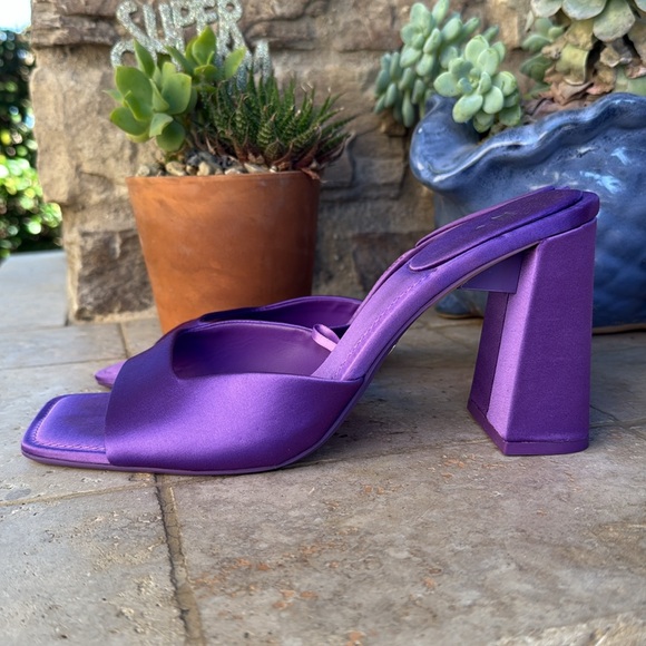 Zara purple satin sandals size 40 in very good condition - Picture 2 of 6